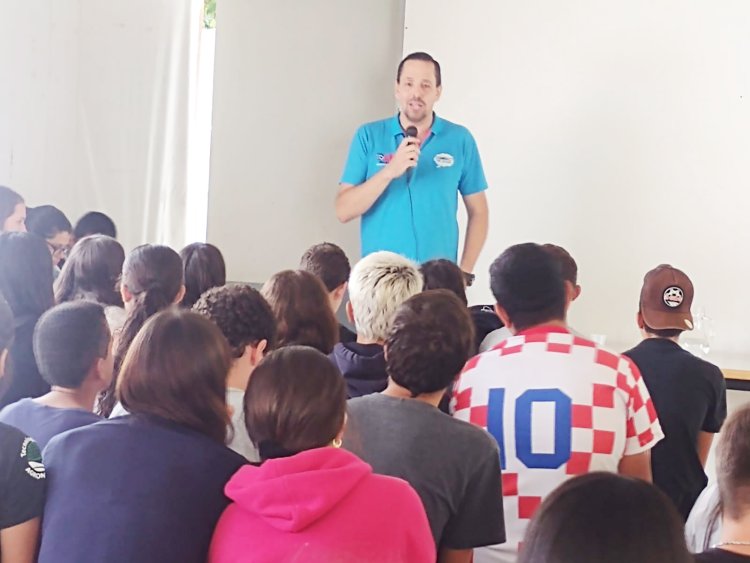 Projeto Direito na Escola da OAB/MG de Nova Resende-MG