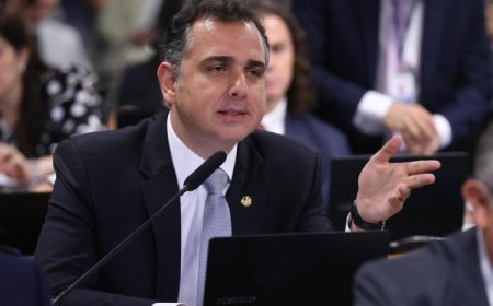 Rodrigo Pacheco reafirma permanência no PSD e cobra freio a movimentos de adesão à extrema direita