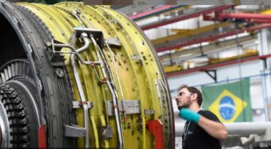 Indústria brasileira tem pior agosto em 10 anos: queda na produção, emprego e investimentos