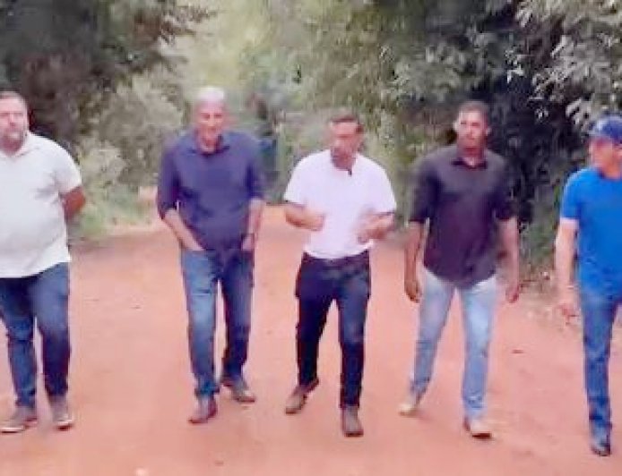 Deputado garante uma etapa do asfalto no Morro da Caninana em Nova Resende